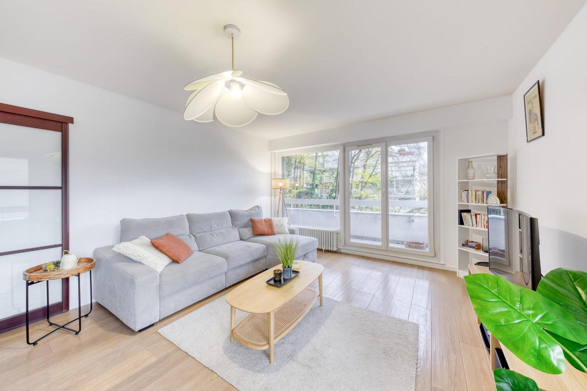 Grand Appartement Spacieux - Proche Paris Севр Экстерьер фото