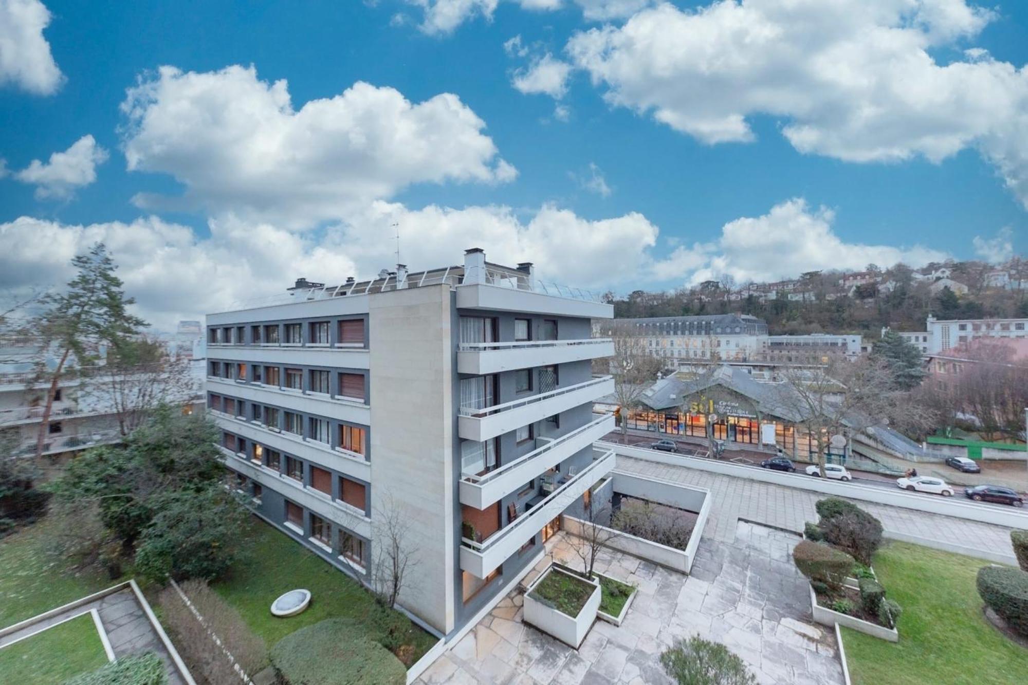 Grand Appartement Spacieux - Proche Paris Севр Экстерьер фото